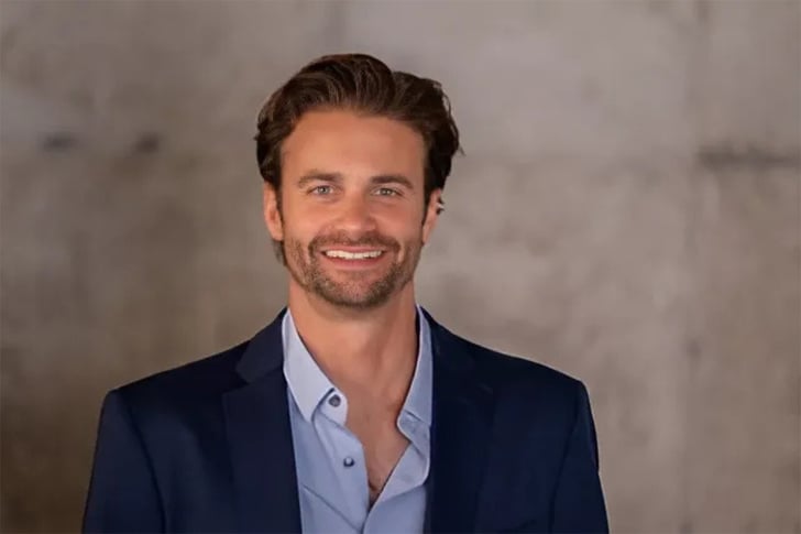 Grocer to REALTOR®: Dante’s Journey to Financial Freedom Through Self-Direction